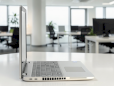 Poleasingowy Dell Latitude 5520 porty thunderbolt 4