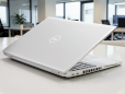 Poleasingowy Dell Latitude 5520 Lewy profil