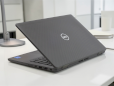Dell Latitude 7330 elegancka matowa obudowa
